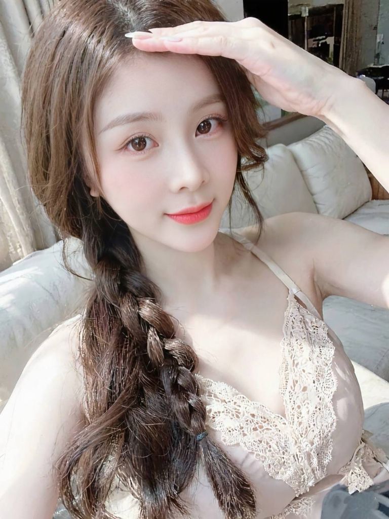 Tran Bao Nhi (116) — Vietnam VIP Companion in Tampines, Singapore